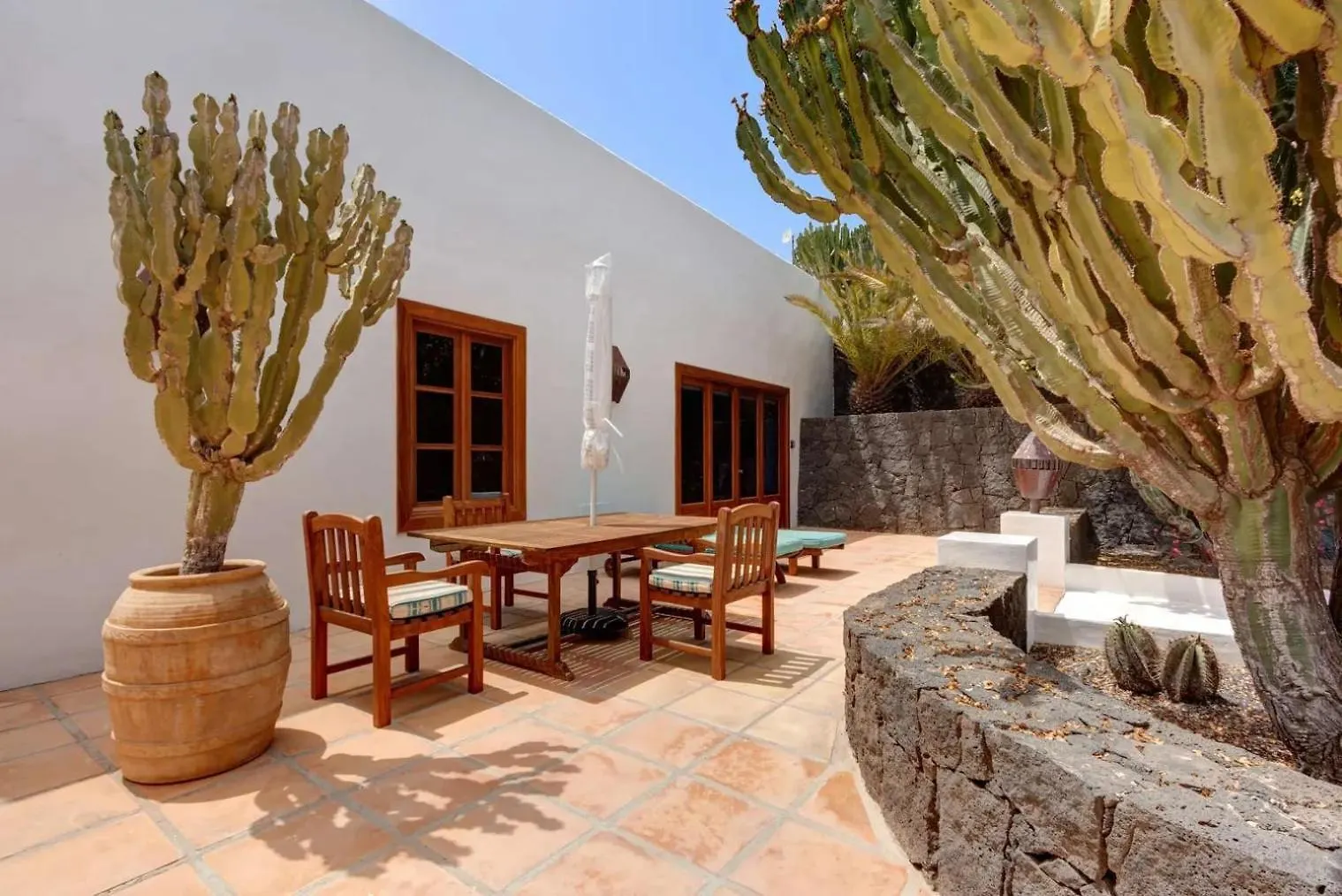 Palacio Taro Chimida Teguise  Spain