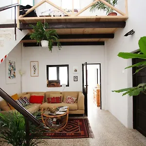 Joyhouse Country house